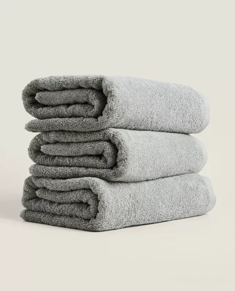 ZARA HOME ОДНОТОННОЕ ПОЛОТЕНЦЕ, СВЕТЛО-ЗЕЛЕНЫЙ