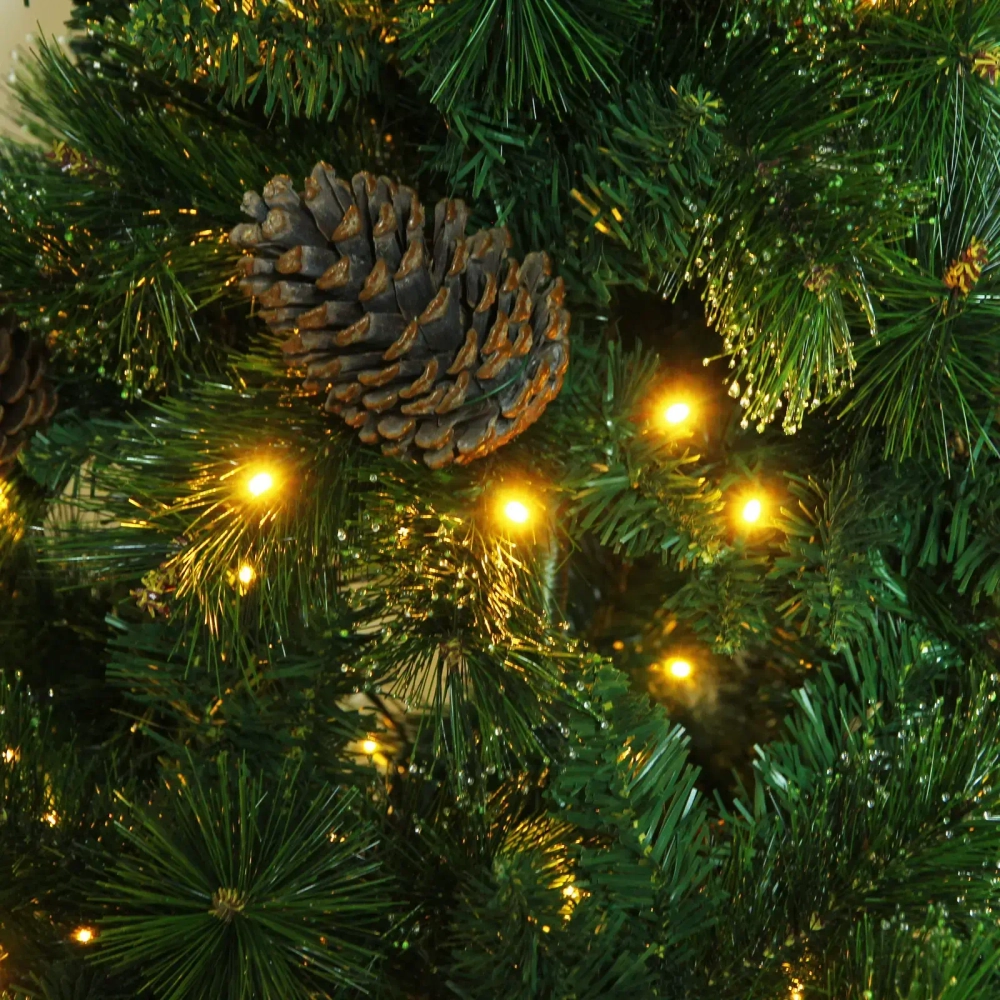 Елка светодиодная «Лесная метель» 150 см, ПВХ+леска (шишки и напыление), 407 веток, 140 ламп LED, Теплый белый