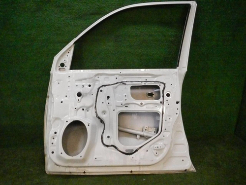 Дверь передняя правая Toyota Land Cruiser 200 (2015-2021)