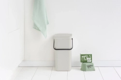 Brabantia Контейнер для мусора Sort & Go 16л Светло-серый
