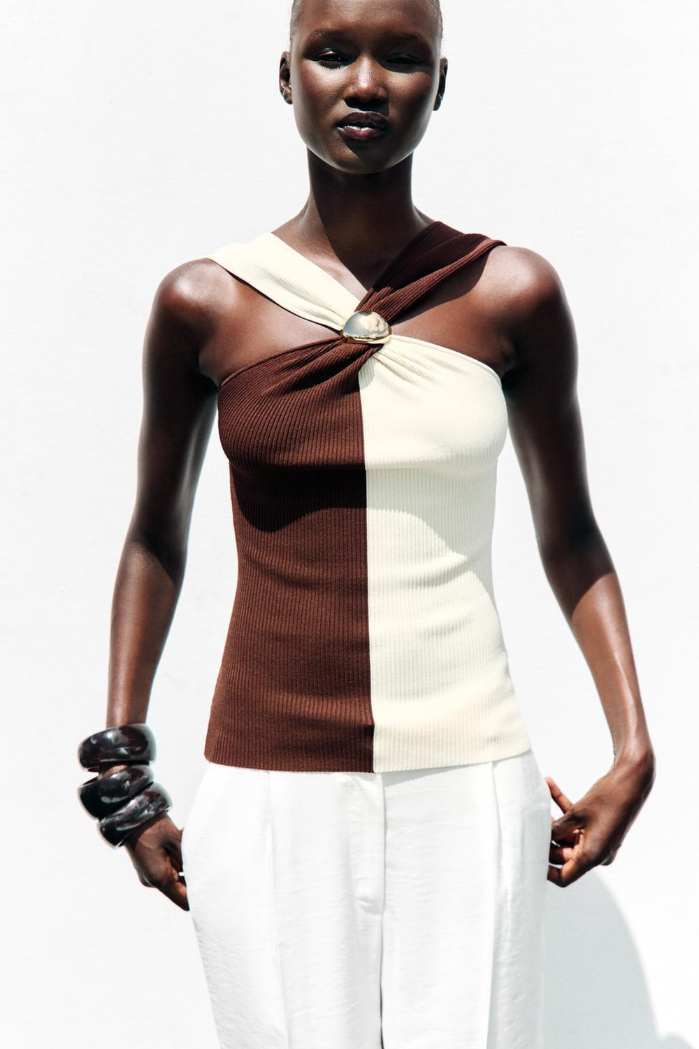 ZARA ТРИКОТАЖНЫЙ ТОП С ВЫРЕЗОМ ХАЛТЕР, РАЗНОЦВЕТНЫЙ