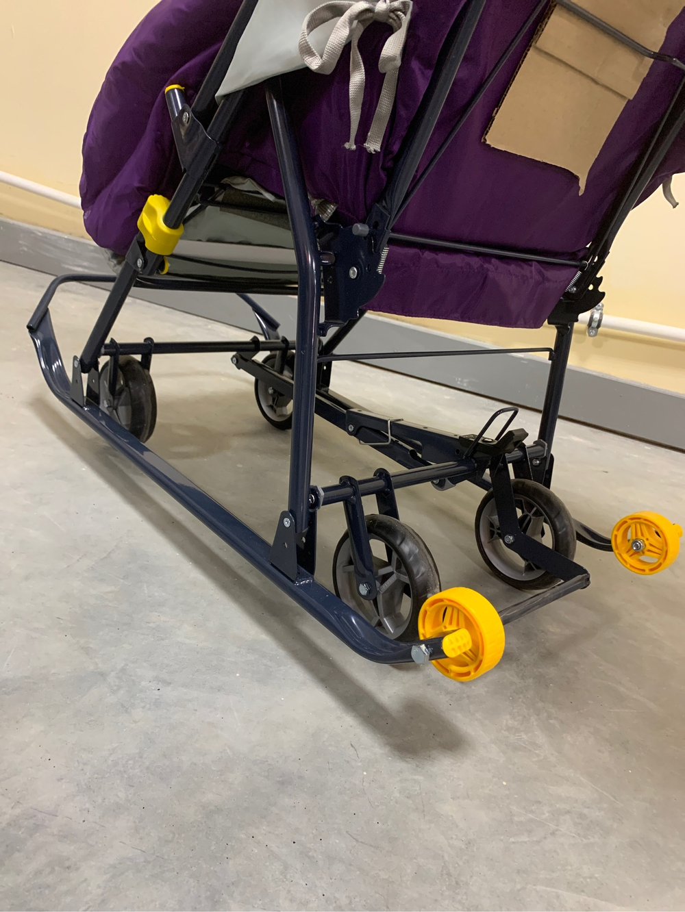 Коляска комбинированная «Умка 3-2» рисунок с заячиком черничный (арт. У3-2/9)