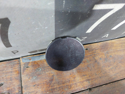 Заглушка буксировочного крюка LADA Largus 12-нв Б/У Оригинал 8450000302