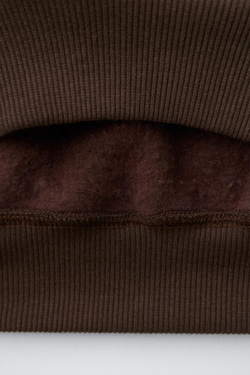 ZARA ТОЛСТОВКА С ПРИНТОМ ГРИНЧА ™ DR. SEUSS ENTERPRISES ©, КОРИЧНЕВЫЙ