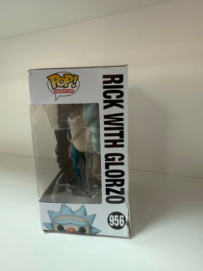 Фигурка Funko POP!(мятая коробка) Animation Rick & Morty Rick w/ Glorzo (956) 55250