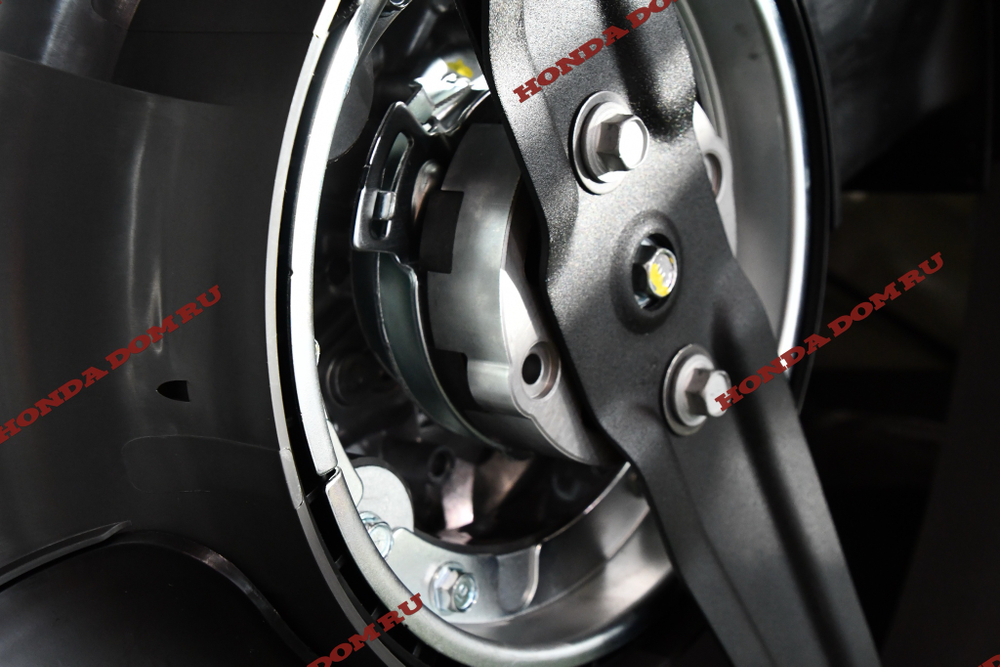 Газонокосилка Honda HRN 536 C2 VYEH (RR)