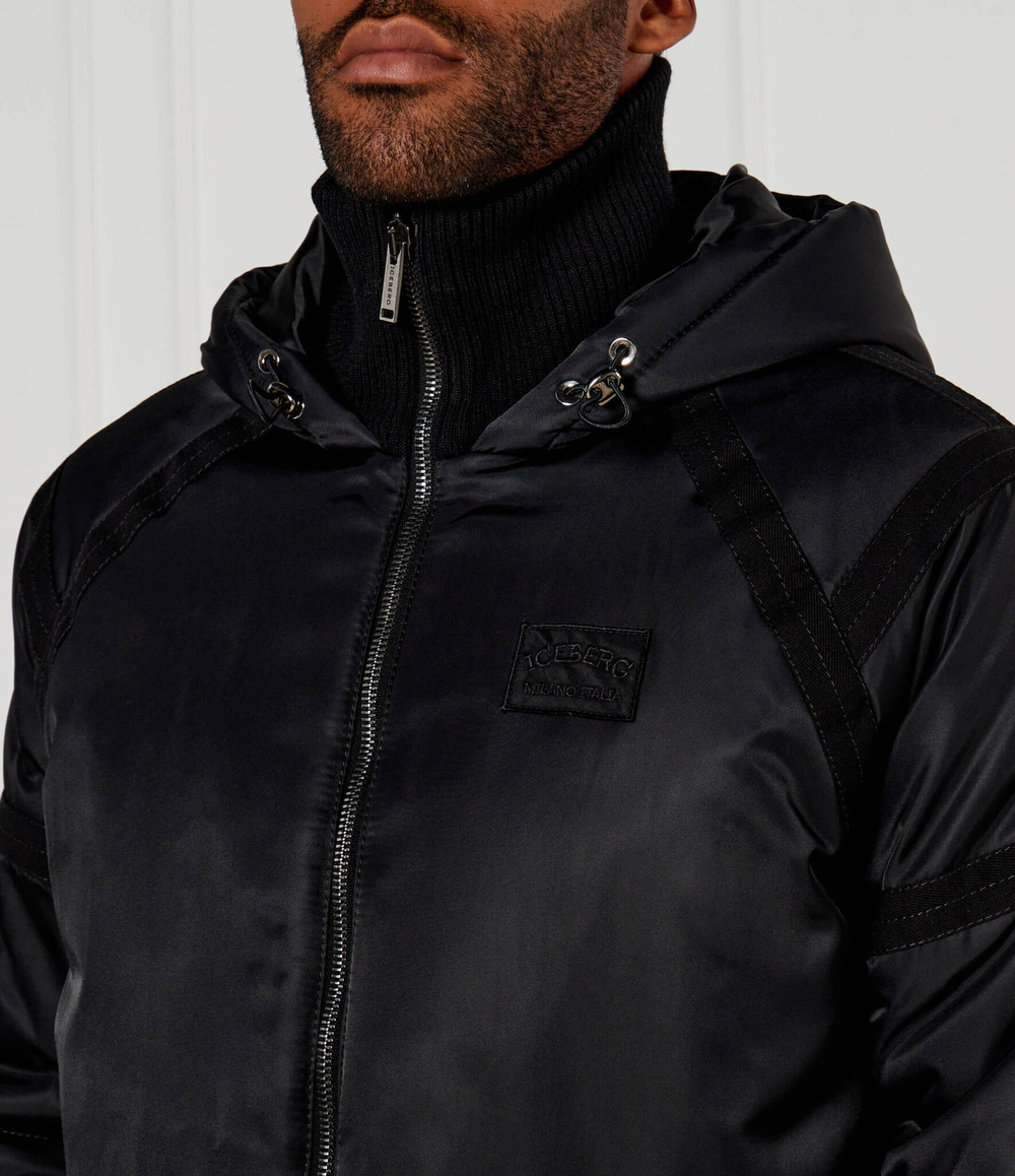 Куртка Iceberg - черный(245 I1P J090 5133)