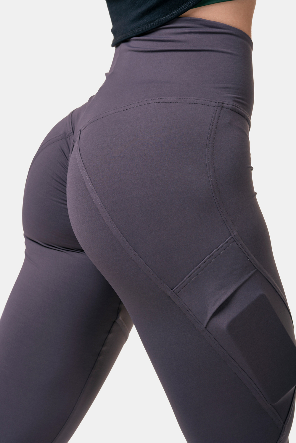 Легинсы женские Fit & Smart High Waist Leggings
572 Каштановые