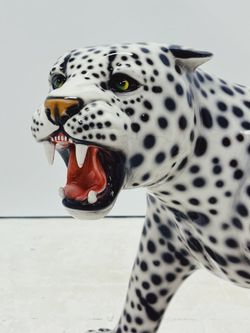 Boxer Статуэтка "Снежный Барс"