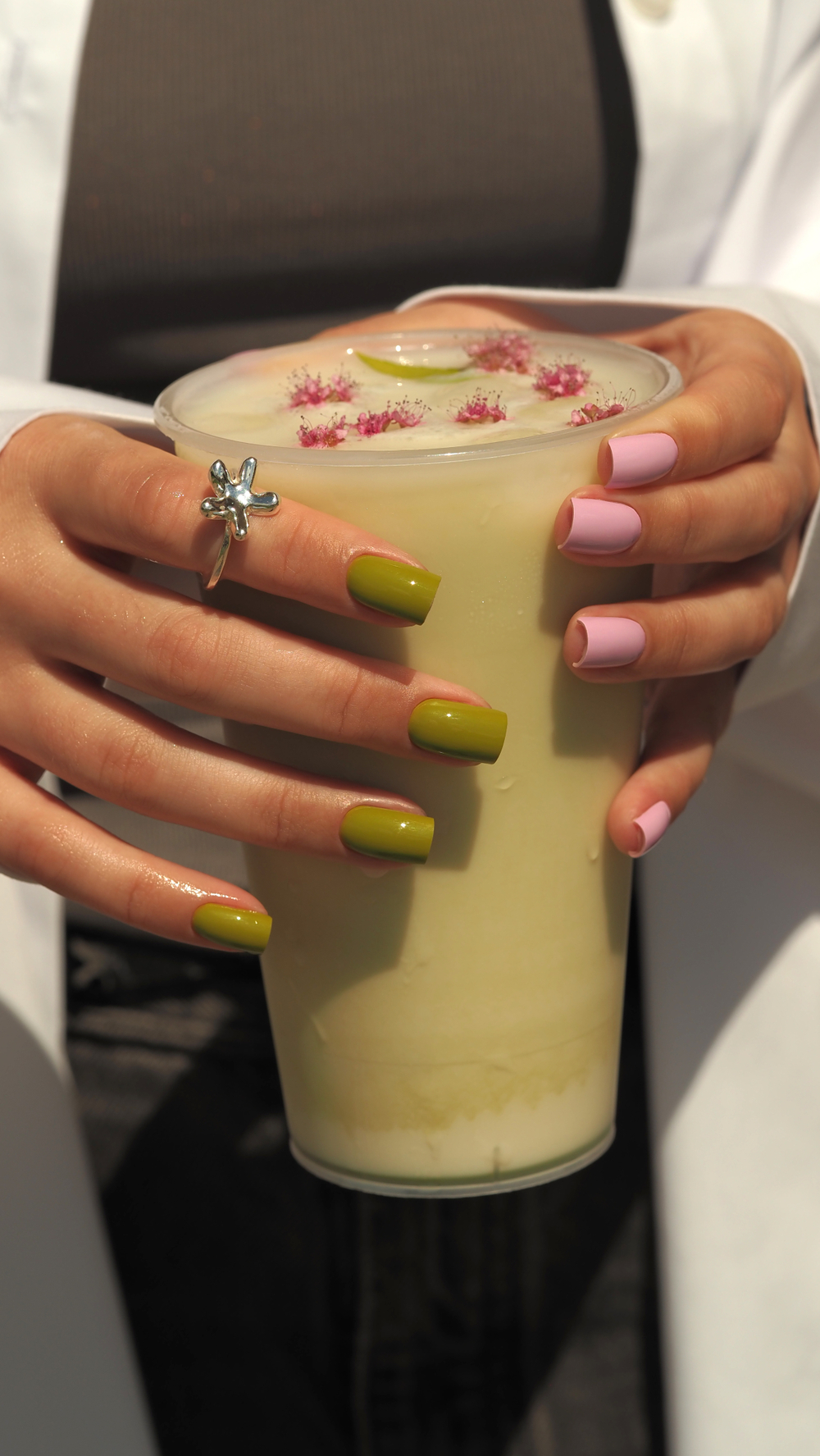 NR Trends Matcha Гель-лак 801 - Мягкий матча-зеленый, 10 мл
