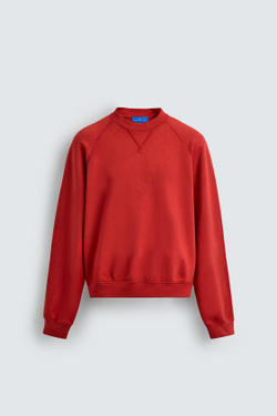 ZARA Х AARON LEVINE ТОЛСТОВКА С ЭФФЕКТОМ ПОТЕРТОСТИ, КРАСНЫЙ