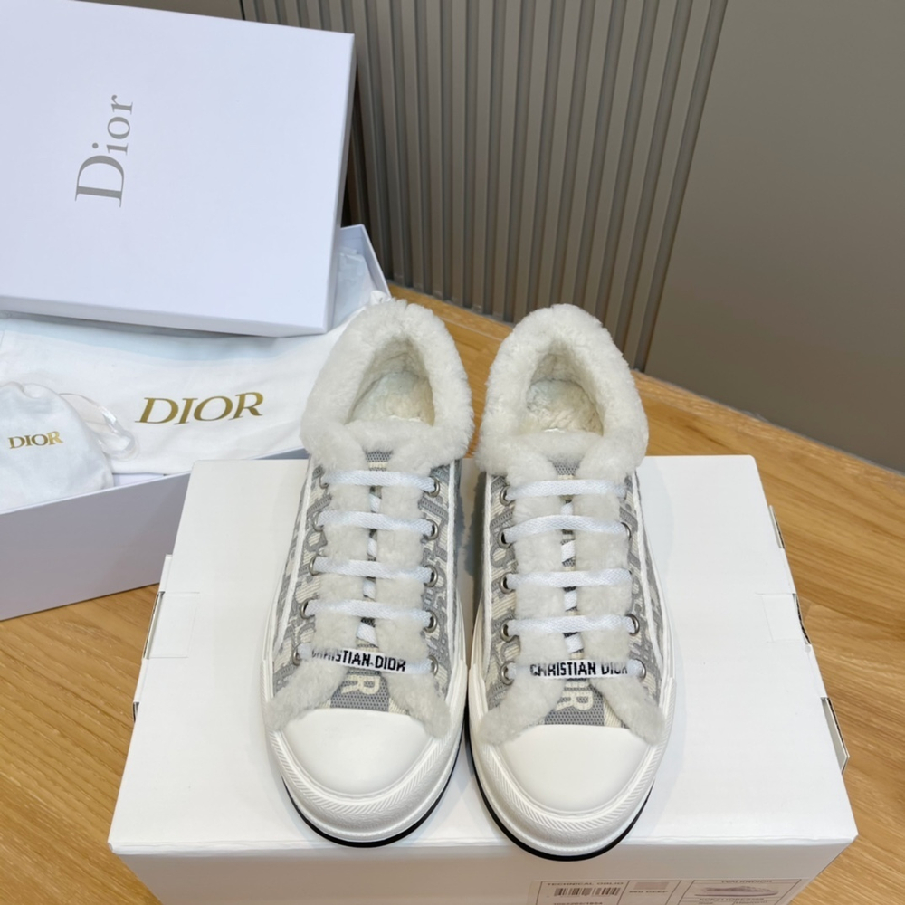Christian Dior Walk'n'Dior Sneaker