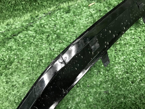 Молдинг переднего бампера Audi Q8 (18-23) S-line