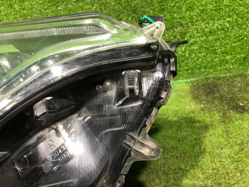 Фара правая Toyota RAV4 4 CA40 (2015-2019) LED