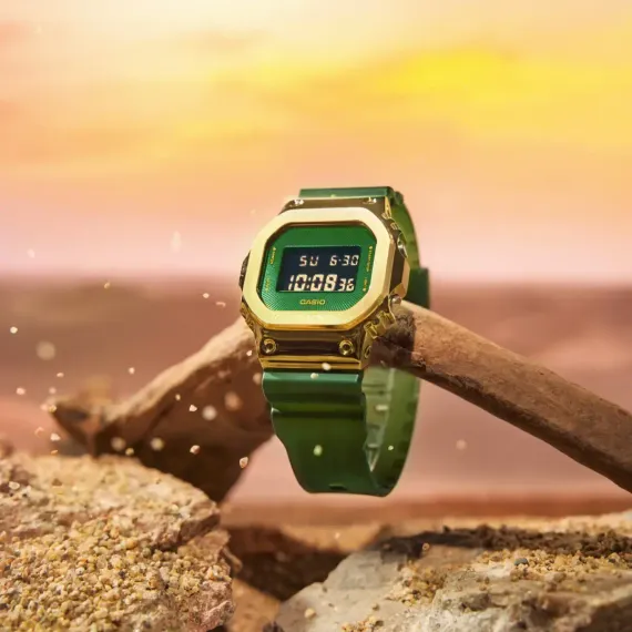 Наручные часы Casio GM-5600CL-3D