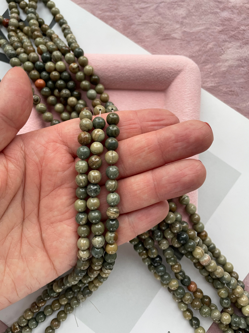 Нить бусин из яшмы 6,5мм