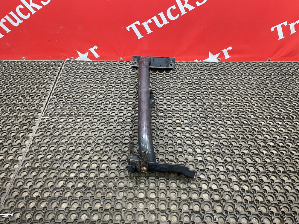 Кронштейн корпуса подножки левый