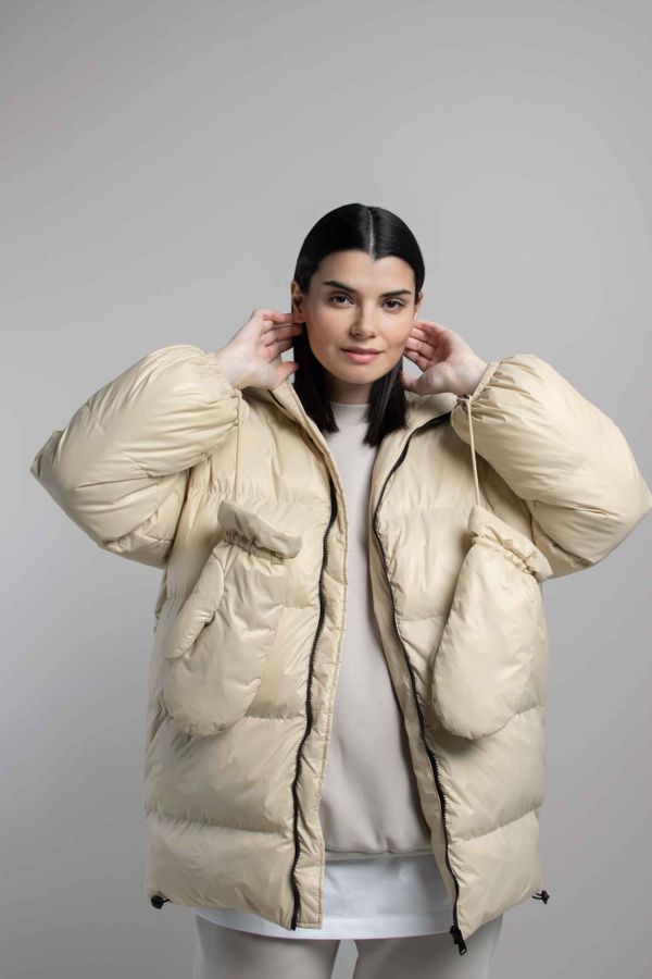 Пуховик AW017 бежевый - фото 1