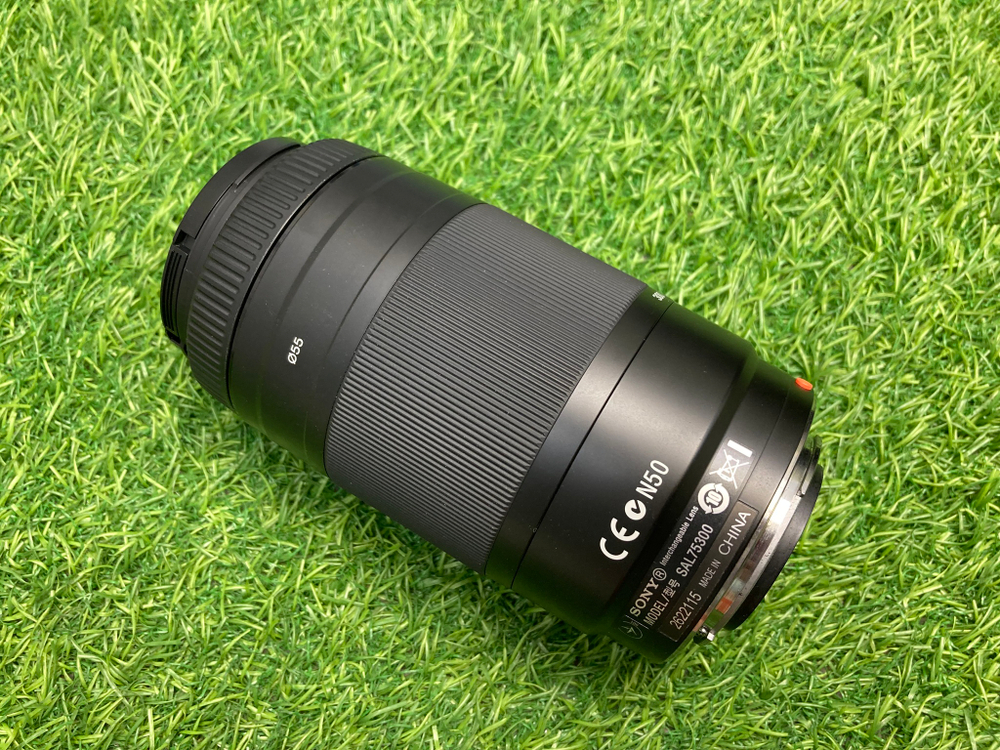 Sony 75-300mm 4.5-5.6 (SAL-75300)