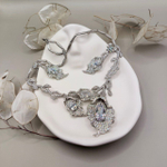 "Свадебное ожерелье"