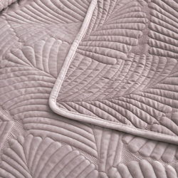 Покрывало 240х260 и 2 наволочки 50х70 Sofi De MarkO Ноэль пудра