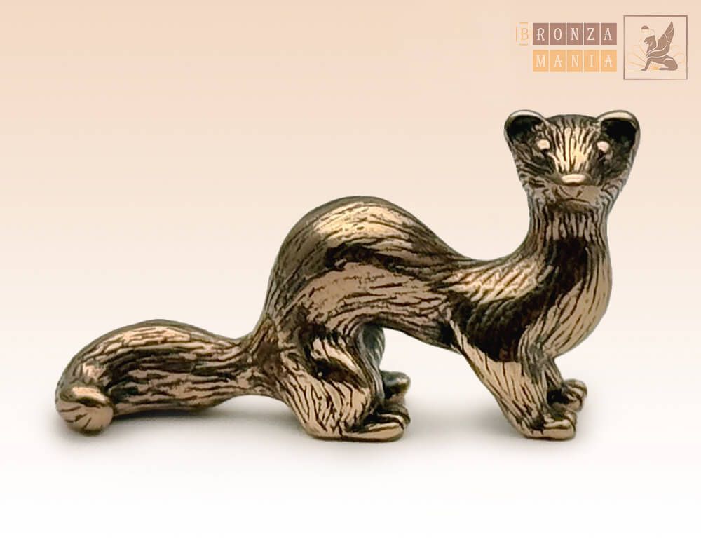 фигурка Ласка