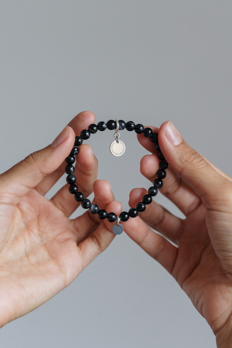 Браслет "Memo about Balance" из агата 6 мм с подвеской