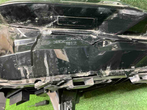 Фара правая BMW X2 U10 (2023-н.в.) LED