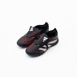 TF / Adidas Predator Elite Tongue Pro / Moments