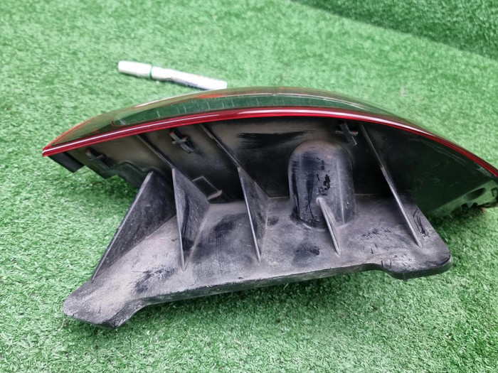 Фонарь правый внешний Mercedes E W213 (2020-2023)