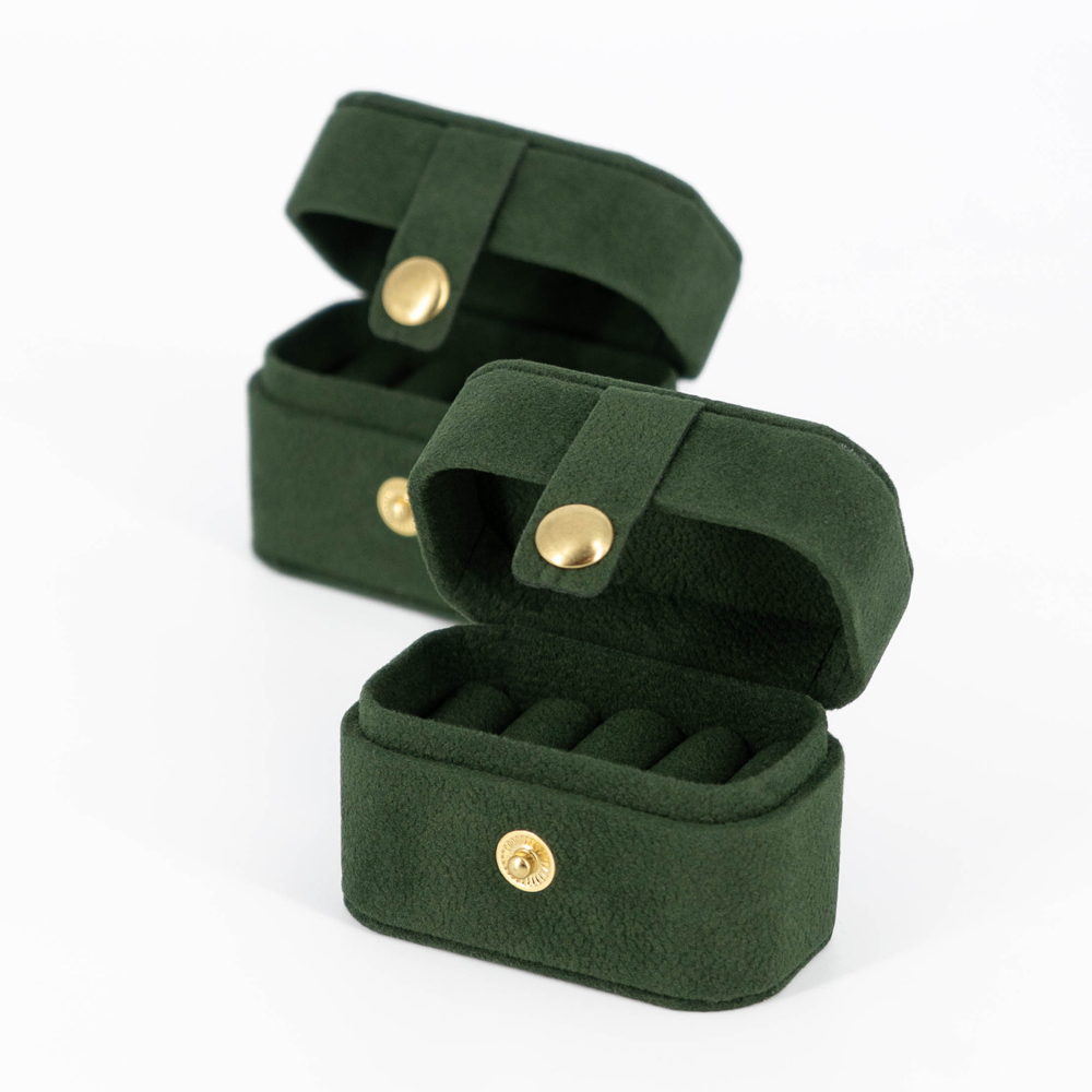 Футляр‑шкатулка мини универсальный для ювелирных изделий.