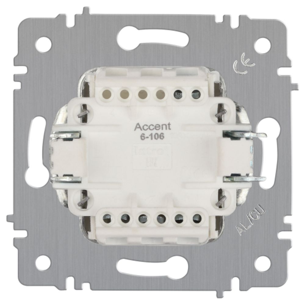 Выключатель Intro Accent 6-106-01 тройной, 10А-250В, IP20, СУ, AL/CU, белый