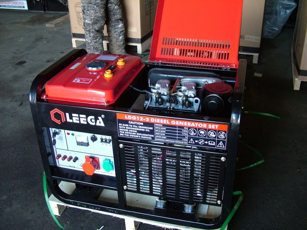 Дизельный генератор 10 кВт АМПЕРОС LDG12E с автозапуском