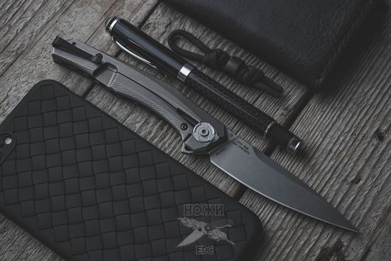Складной нож Zero Tolerance 0707 c клинком из стали CPM-20CV, рукоять титан / карбон