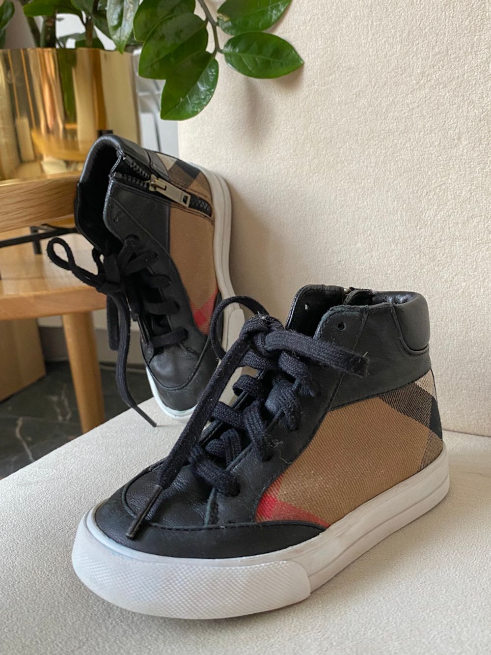 Кеды Burberry, 25