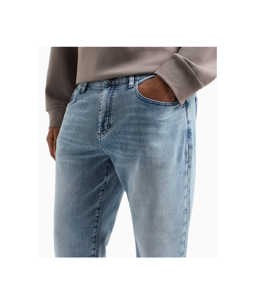 Джинсы Armani Exchange