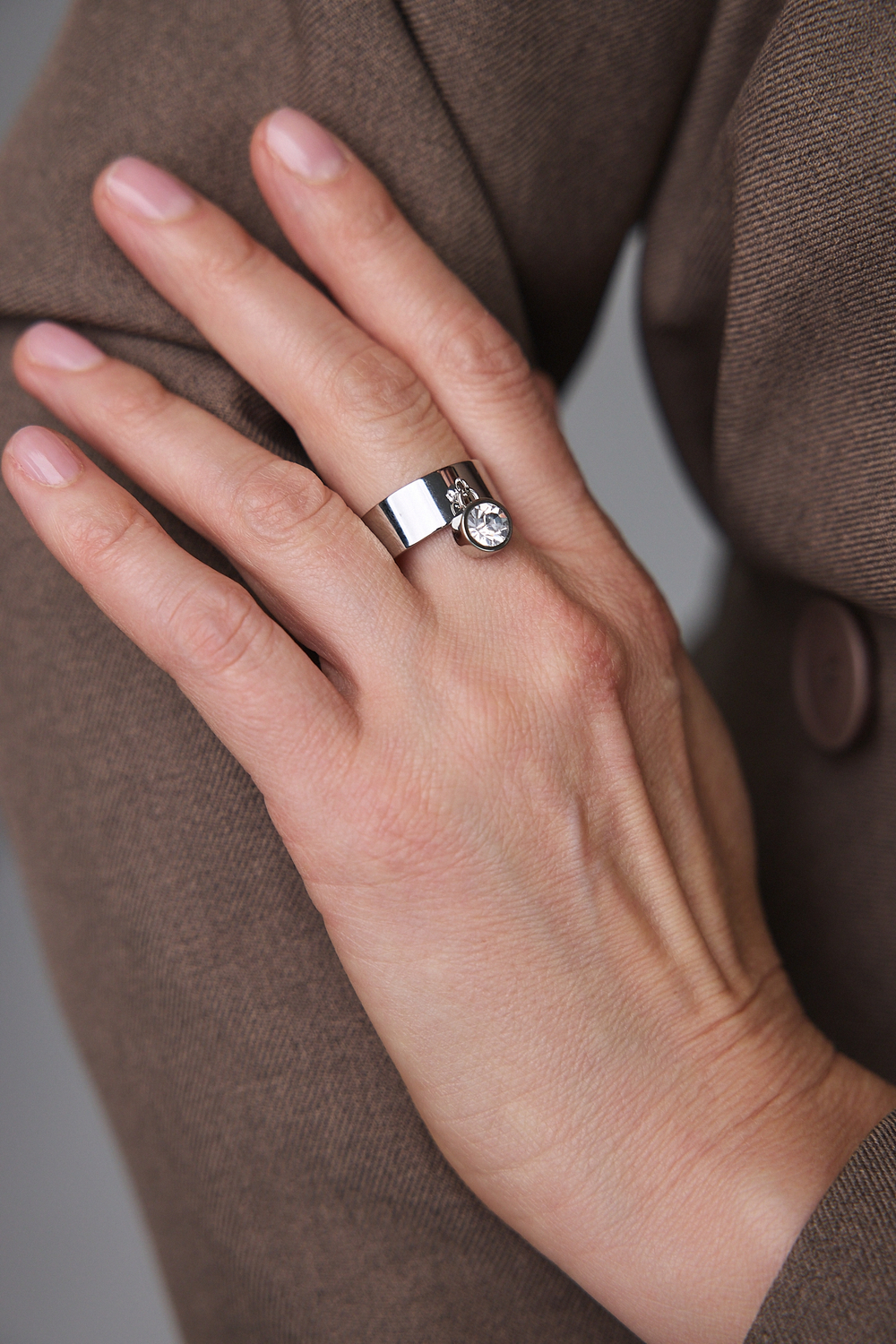 EL SSR2404SCR Кольцо