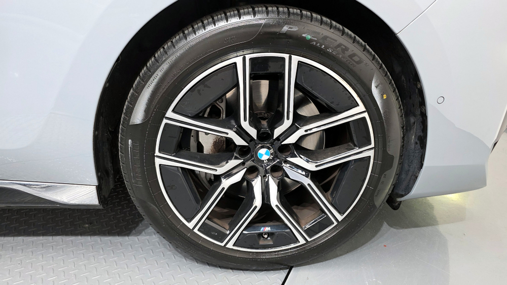 BMW 7 серии (G70) 740i sDrive M Sport