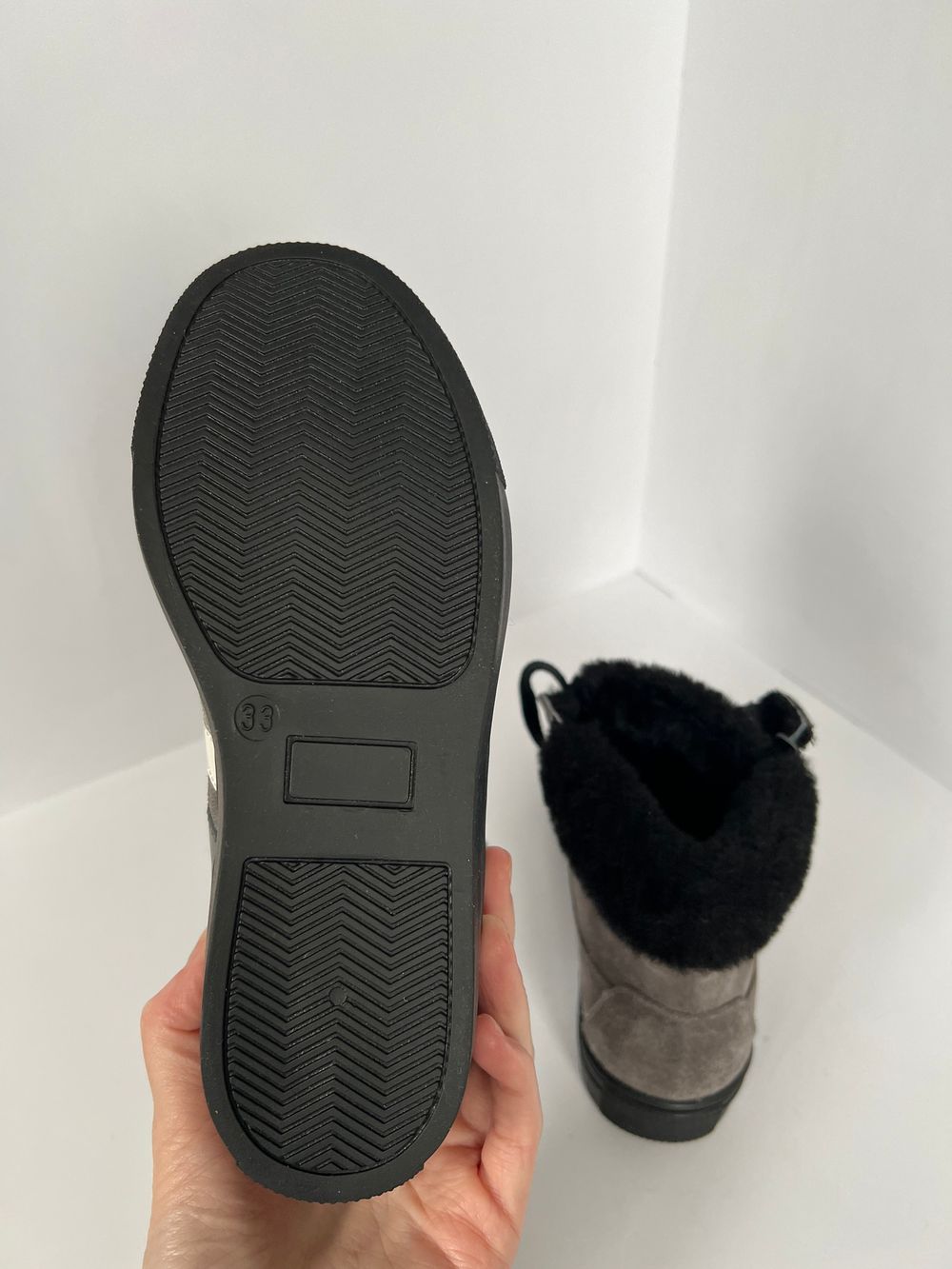 Ботинки новые Dior, 33