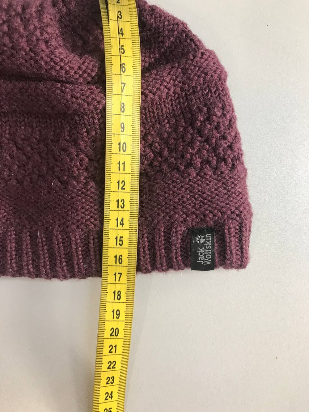 Шапка Jack Wolfskin сочного цвета