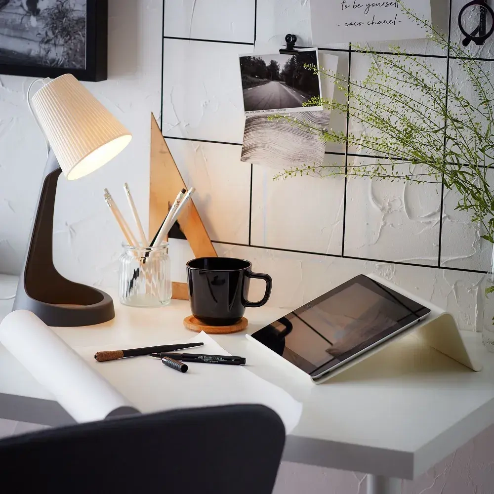 IKEA, SVALLET Настольная лампа