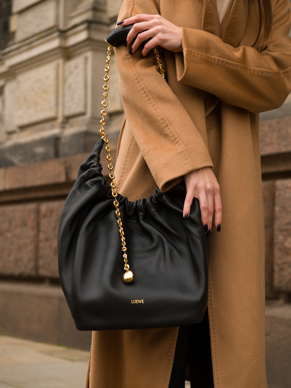 Loewe Medium Squeeze Bag