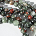 Халцедон с гелиотропом натуральный, 12,8мм, шар