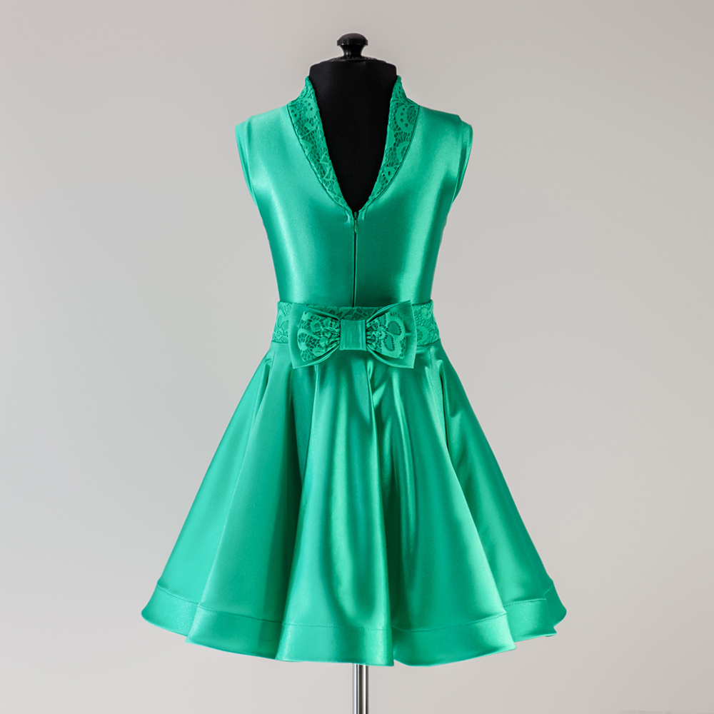 платье для танцев с бантом