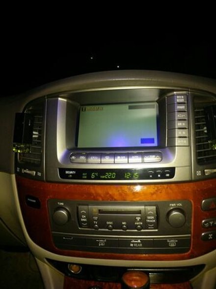 Магнитола для Toyota Land Cruiser 100, Lexus LX470 2002-2007 (климат на цветном экране) - FarCar BM7083CM на Android 13, QLED, TS10, 4Гб+32Гб, CarPlay, 4G SIM-слот