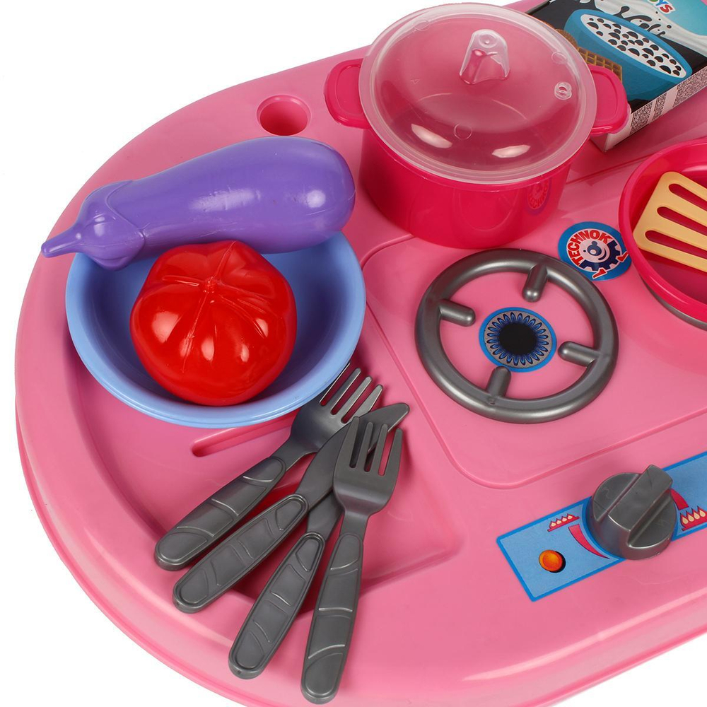 Кухня №5 с набором посуды (Технок)