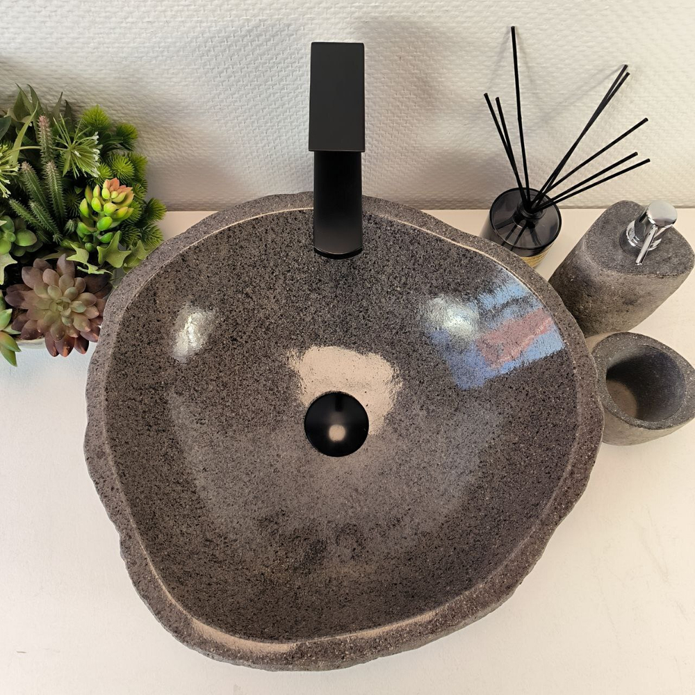 Раковина из речного камня RS-65384 45*43*15 0856