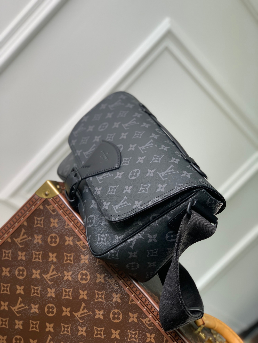 Louis Vuitton Montsouris Messenger Bag