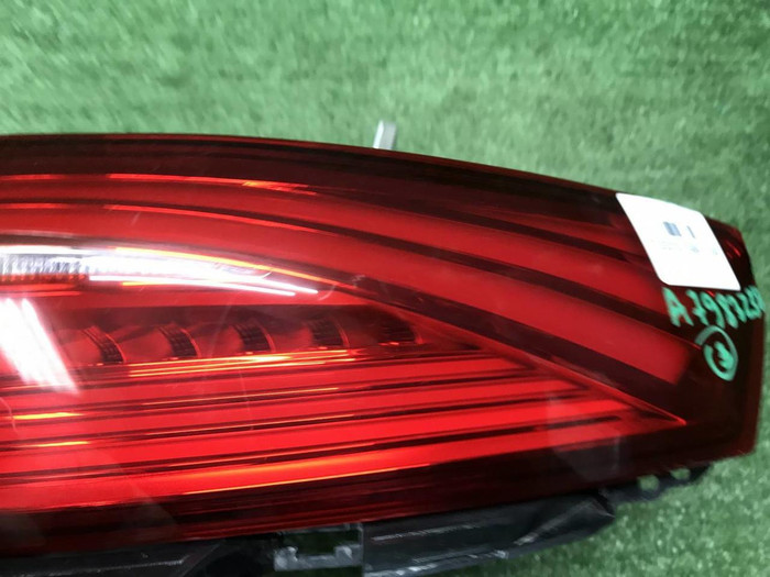 Фонарь правый внешний Geely Tugella (2019-2024)