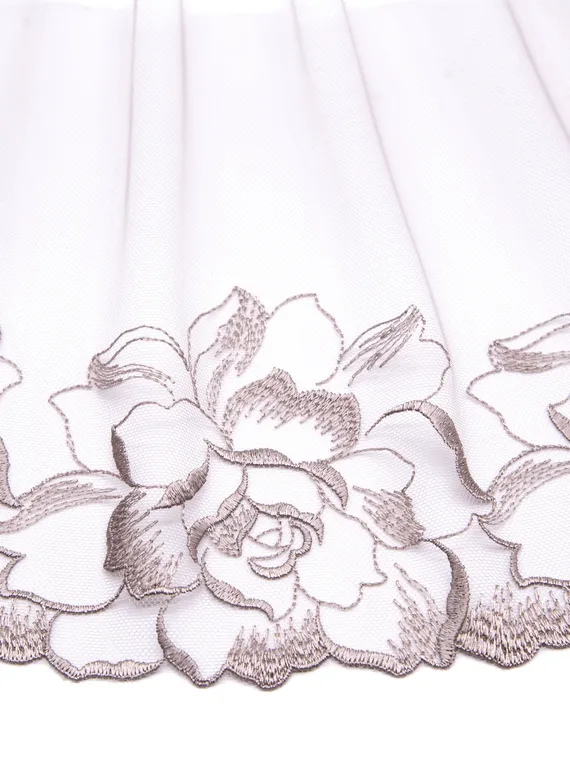 05-111 Вышивка на неэл. сетке 21 см, Rose, кофейная роза/бронза